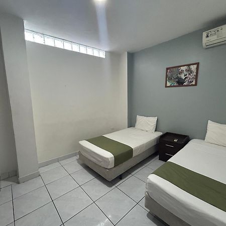 Departamentos De 2 Y 3 Habitaciones En El Centro De Манта Экстерьер фото