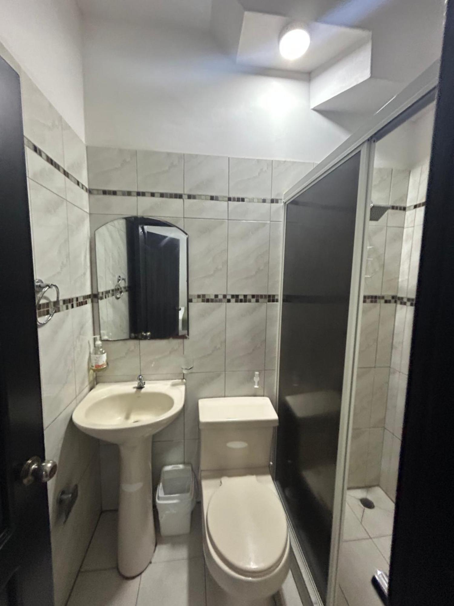 Departamentos De 2 Y 3 Habitaciones En El Centro De Манта Экстерьер фото